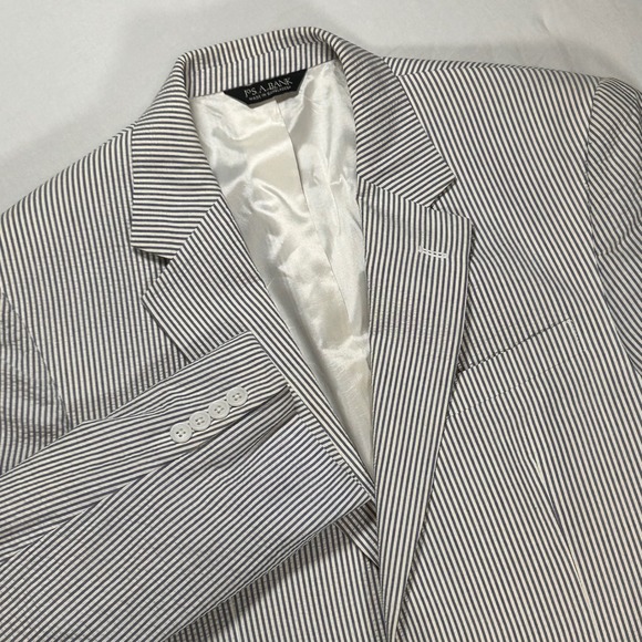 Jos A Bank Stays Cool Seersucker Blazer Mens 40R Blue White Seersucker Jacket